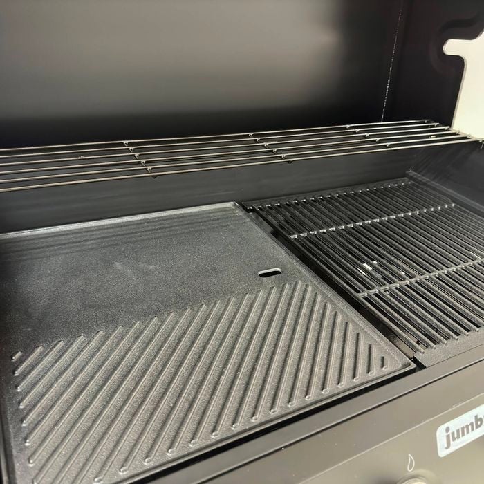 GAS BBQ HOODED JUMBUCK 4 BURNER PORTLAND